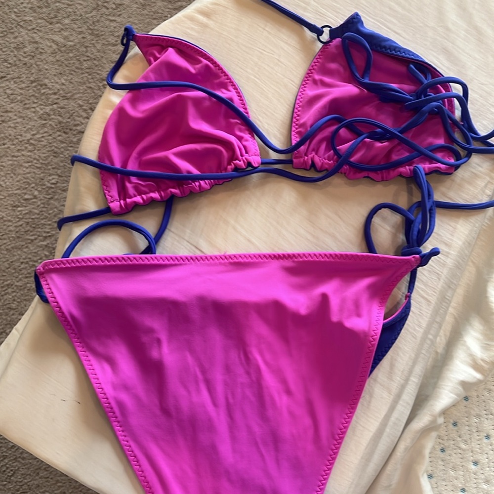 Top And Bottom Swimsuit - Fabletics - Reversible - image 2